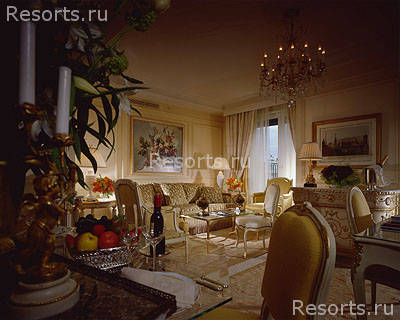 Hotel Four Seasons George V 25